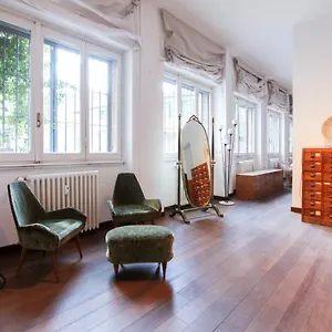  Appartement Lovely - Beautiful Loft With Terrace In Porta Romana Italië
